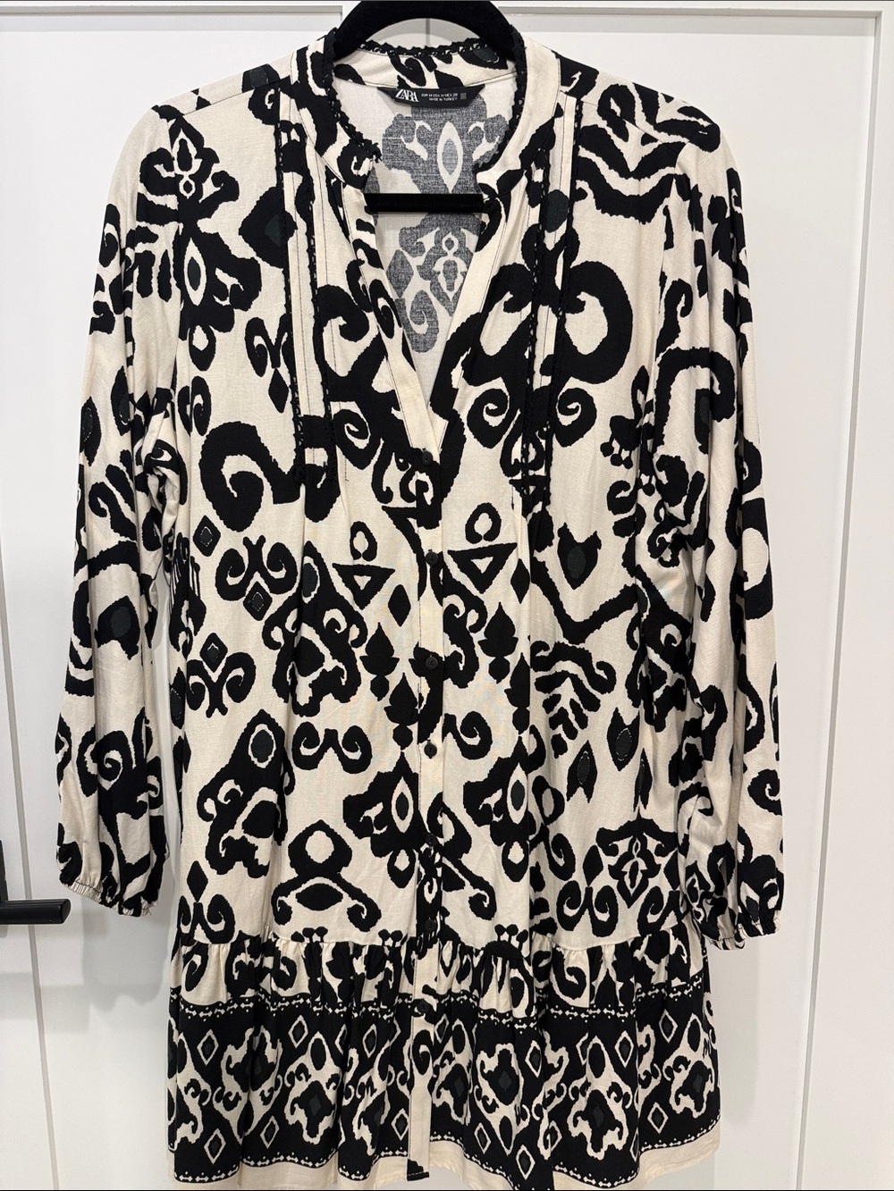 Zara Black & Cream Long Sleeve Printed Tunic Dress